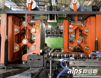 Mould Clamping System (Servo system)
