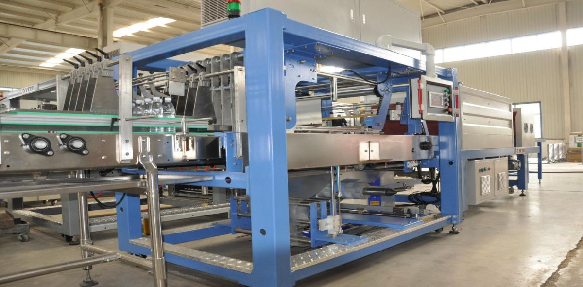 Shrink Wrapping Machines for Water Bottles.jpg